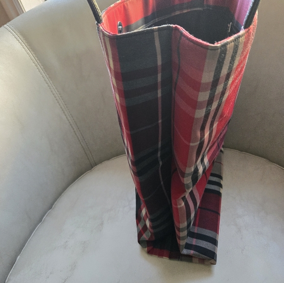 BURBERRY RED NOVA CHECK NYLON TOTE SHOPPER BAG - Picture 3 of 5